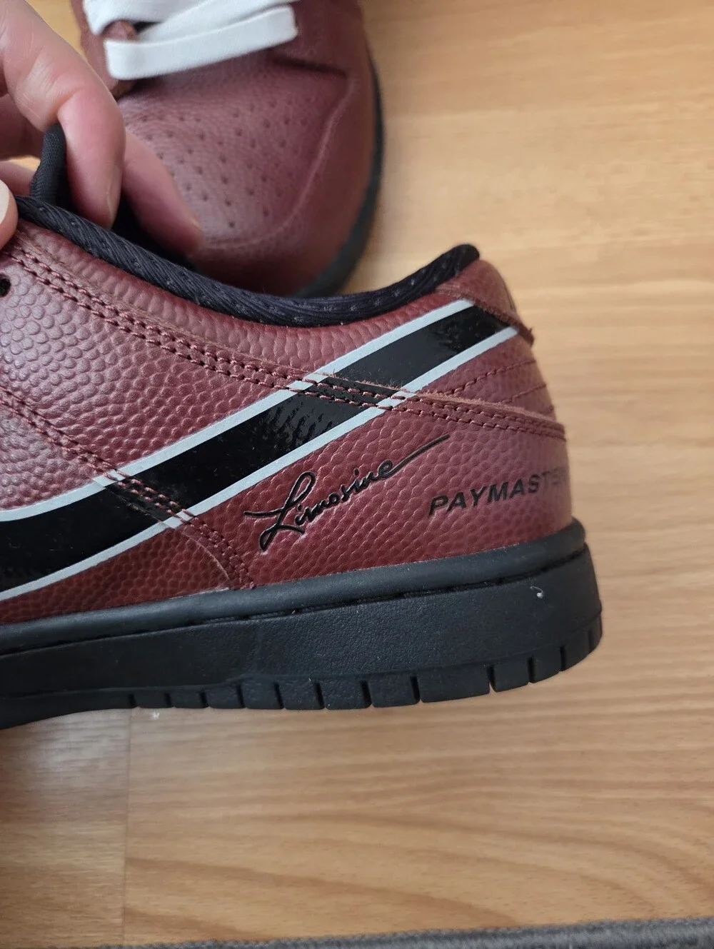 Nike low top
